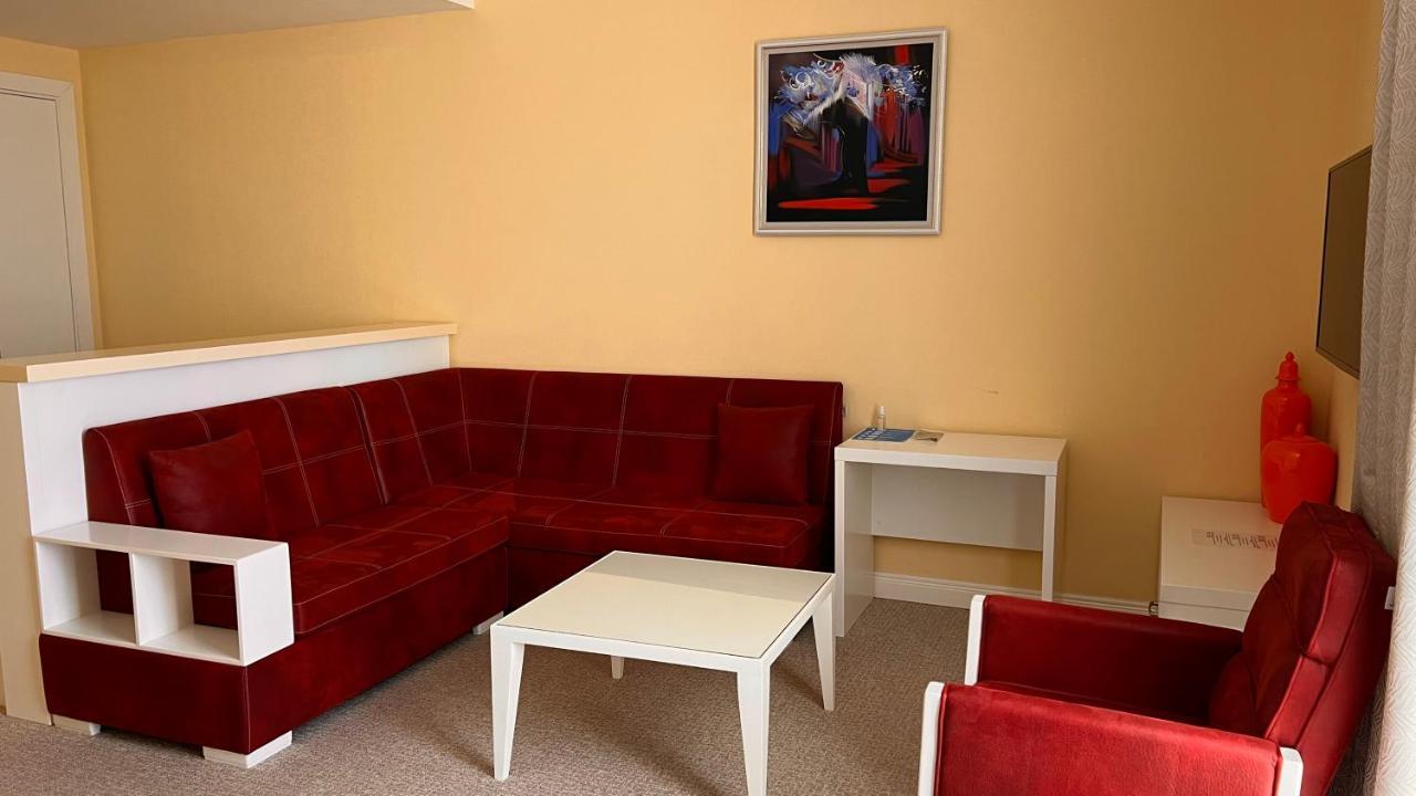 Ilk Inn Hotel كوسار المظهر الخارجي الصورة